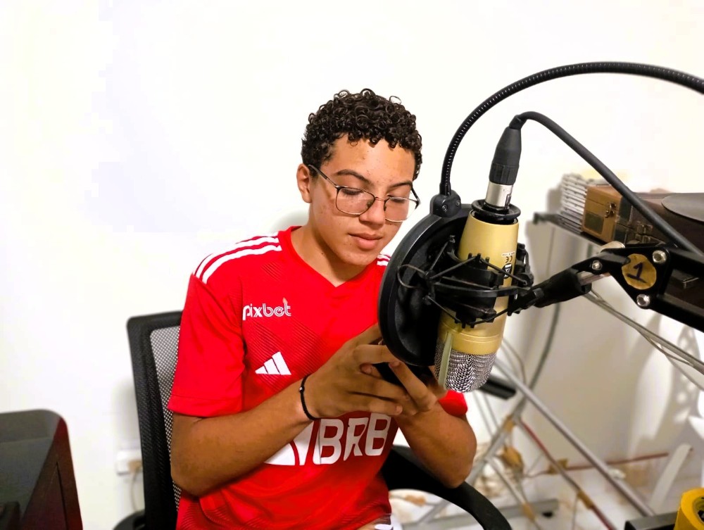 O SOM DA ESTAÇÂO QUE NÂO PARA